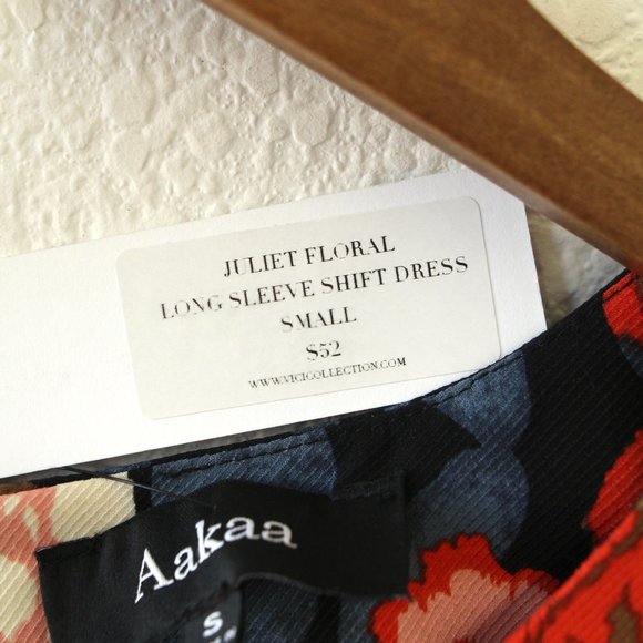 NWT Vici Juliet Floral Long Sleeve Shift Dress - Picture 8 of 8